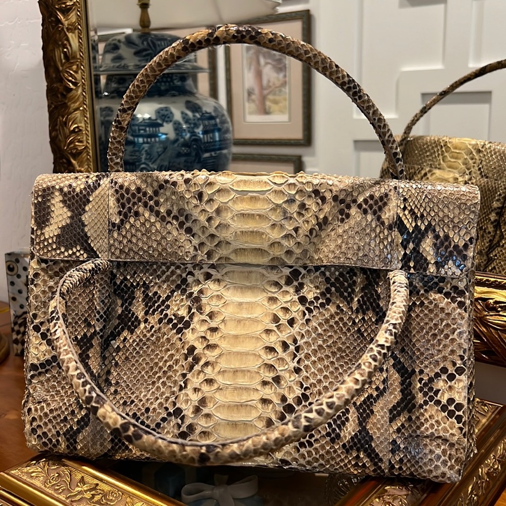 COPY - Stunning Nancy Gonzalez bag!